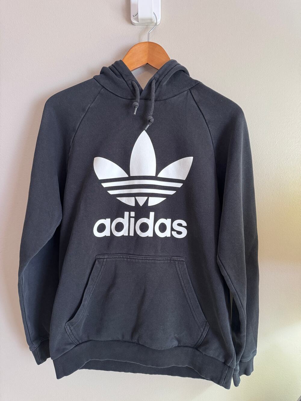 Adidas Originals Men's M Trefoil Logo Pullover Hoodie Black Faded